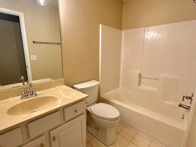 185 Weatherstone Dr — Photo 12