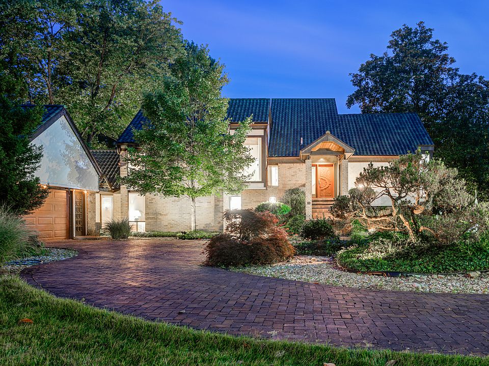 2nd image of 6333 Beachway Dr