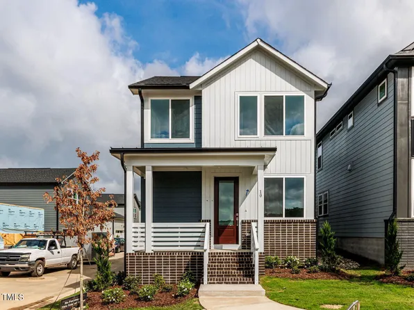 10 Relaxing Way, Pittsboro, NC 27312