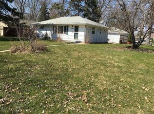 2900 W 87th St, Bloomington, MN 55431