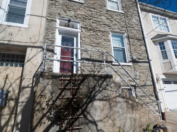160 Fountain St, Philadelphia, PA 19127
