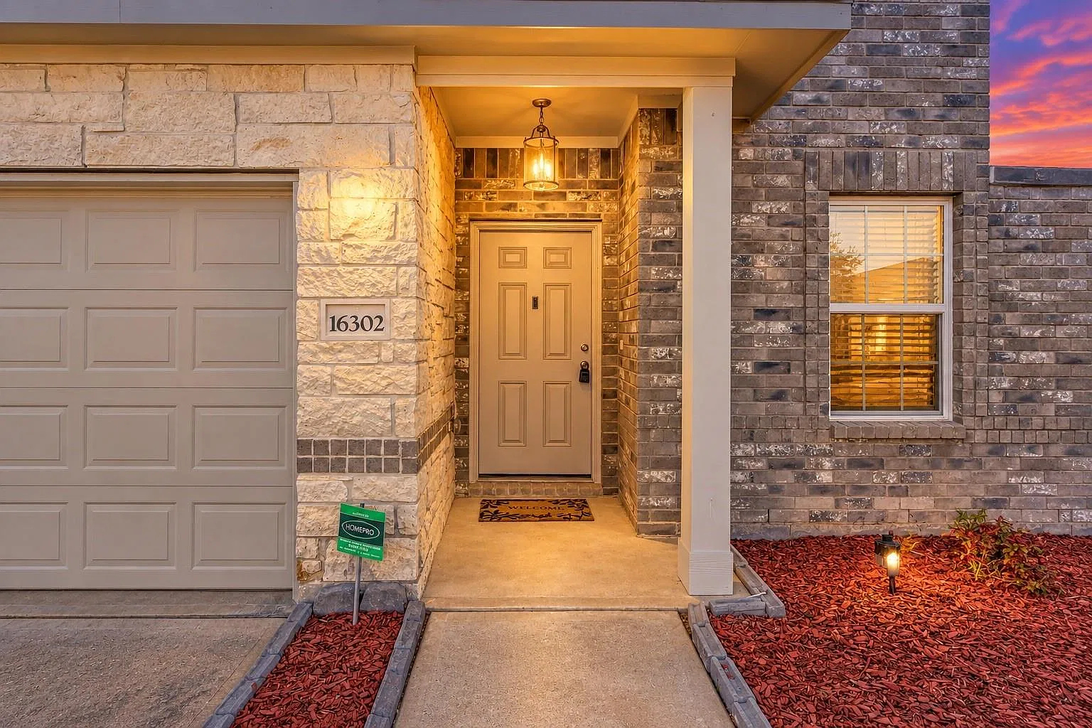 4 bed, 2.5 bath, 2641 sqft, $2,850 — Photo 4