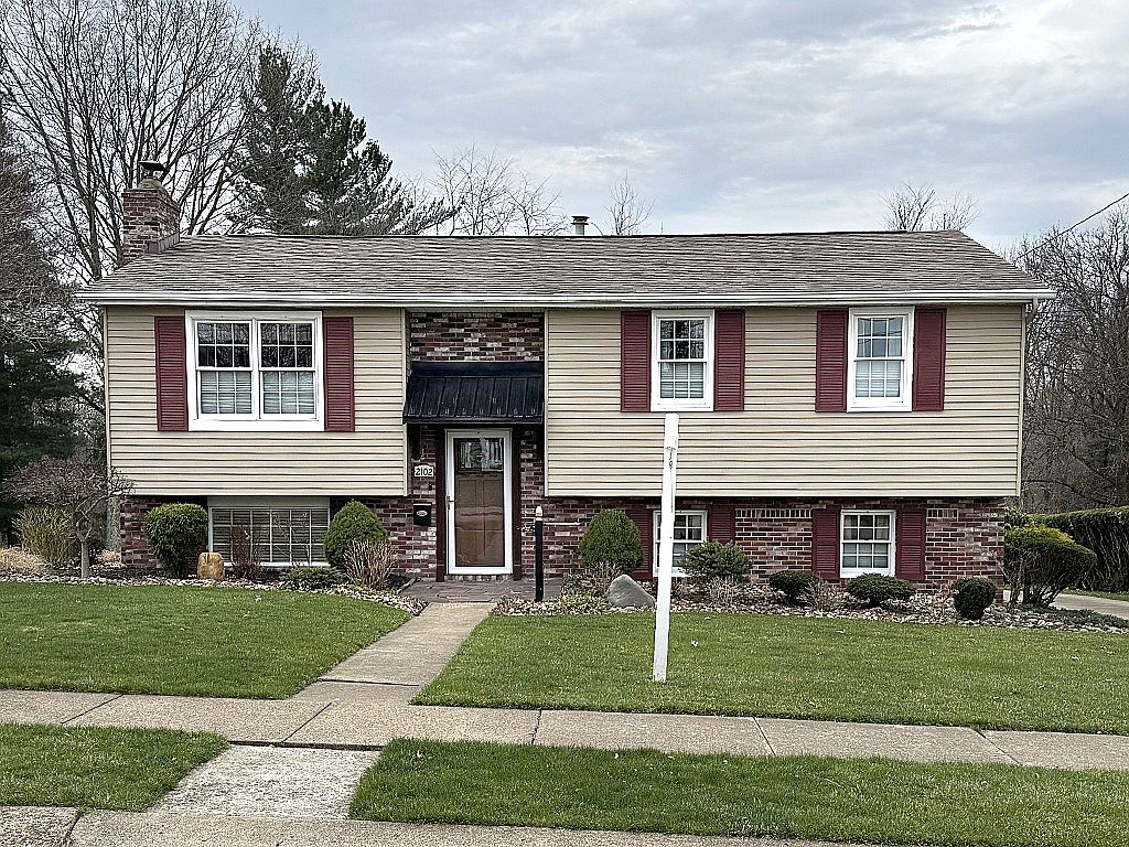 2102 Lynwood Dr, Aliquippa, PA 15001 | MLS 1685426 | Zillow