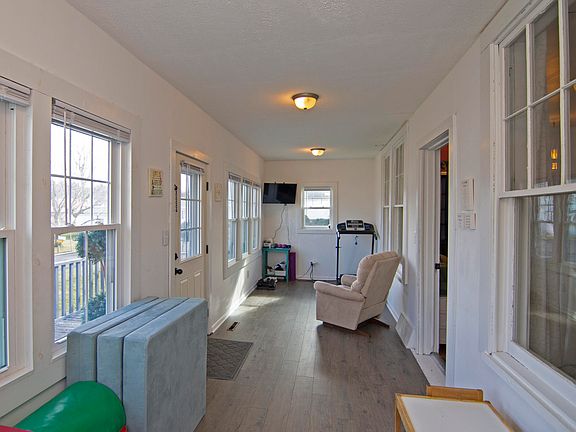 5th image of 143 2nd St