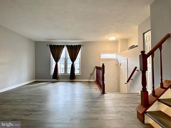 4th image of 12421 Walnut Cove Cir
