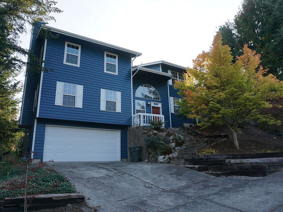 1st image of 2624 Blackberry Ln