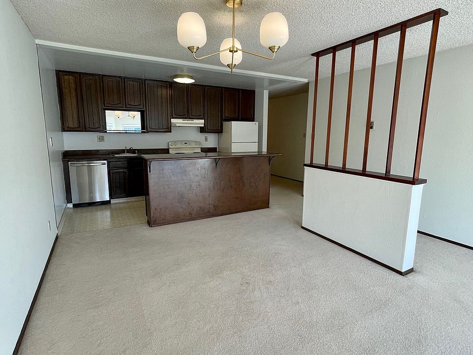 1st image of 1949 Chestnut St APT 204