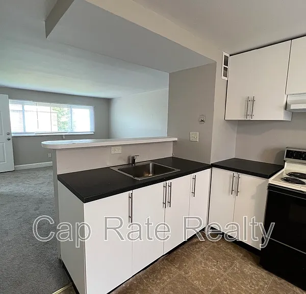 3632 Cushing Dr #D — Photo 8