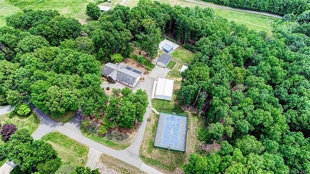 1st image of 210 Volt Cir