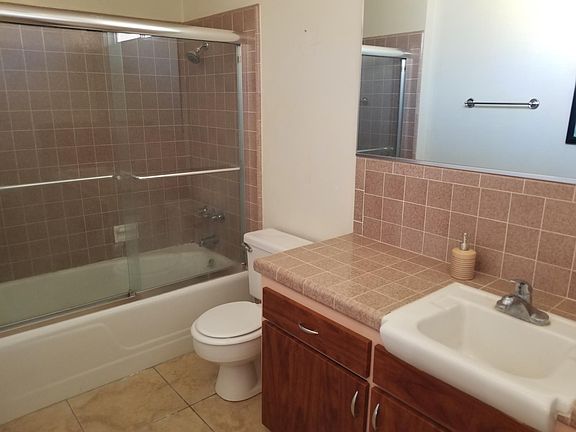 5th image of 67610 Hacienda Ave #A