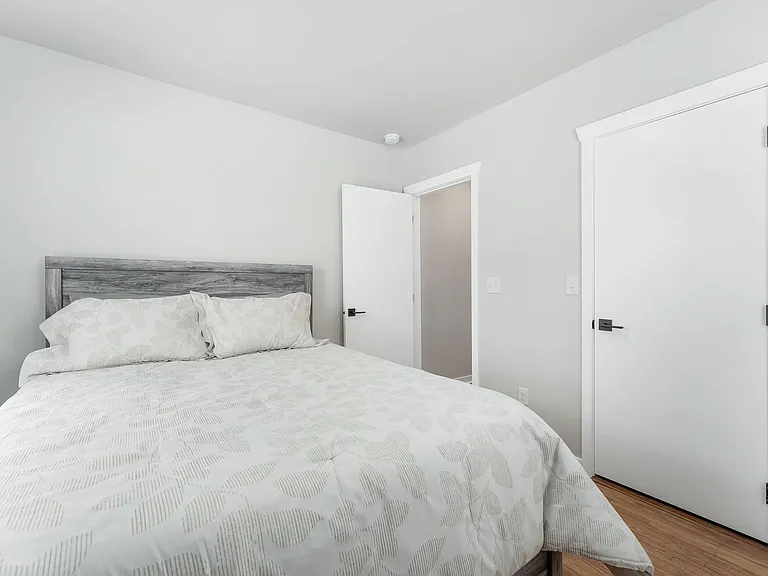 1205 S 7th Ave — Photo 10