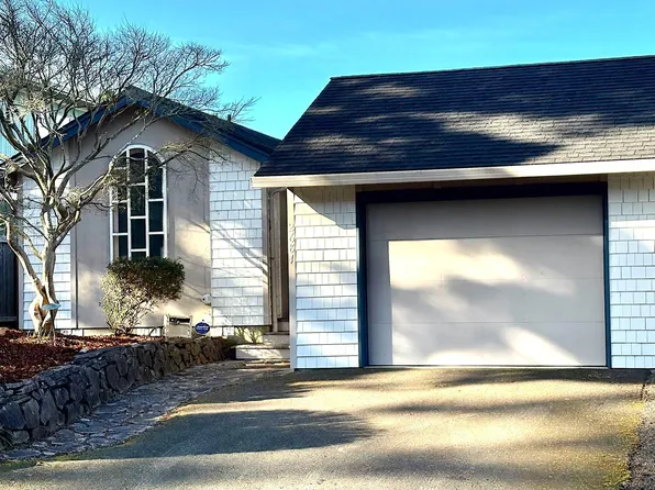 2681 NW Mast Ave, Lincoln City, OR 97367