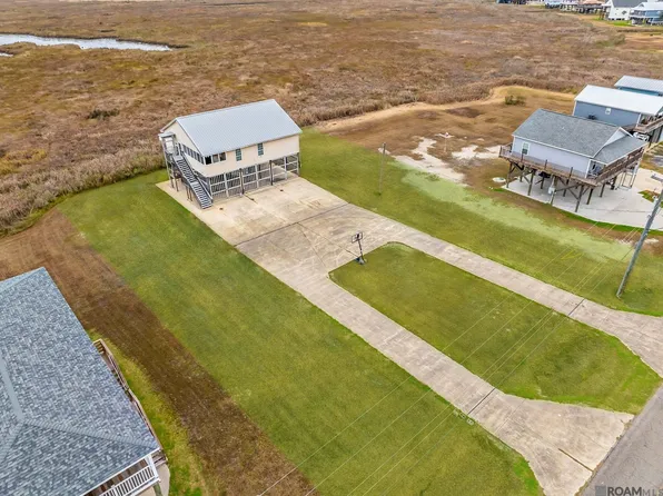 988 Four Point Rd, Dulac, LA 70353