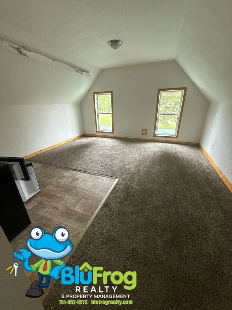 Kuntz - 209 Main St — Photo 1