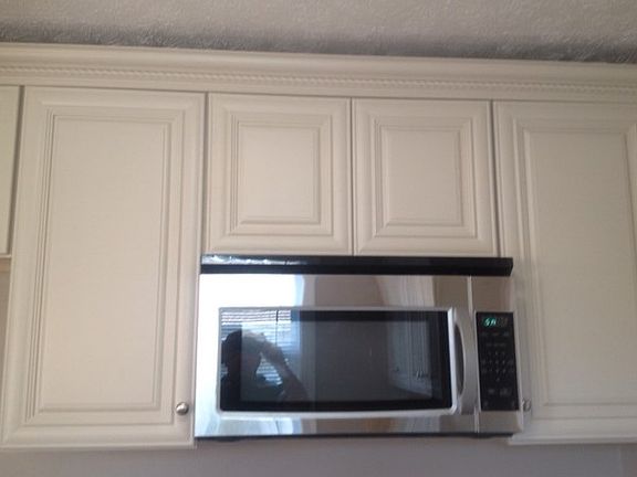 3rd image of 10 N Elm Ave