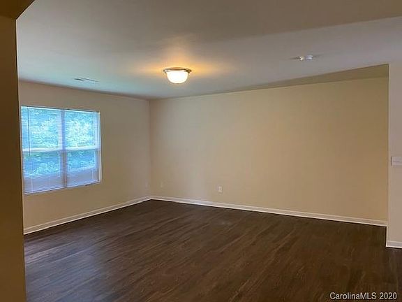 2nd image of 7642 Ponderosa Pine Ln