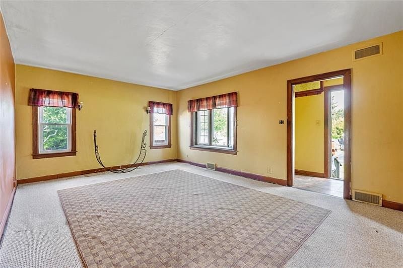 112 Arlington Ave, North Versailles, PA 15137 Zillow