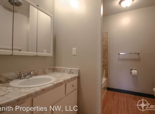 2611 Neals Ln APT 10, Vancouver, WA 98661