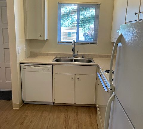3rd image of 8724 Lund Hill Ln #30