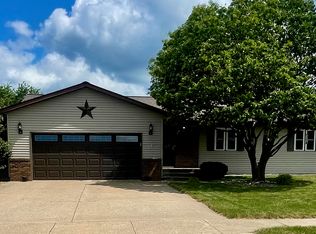 1140 Heeler Ave, Tomah, WI 54660