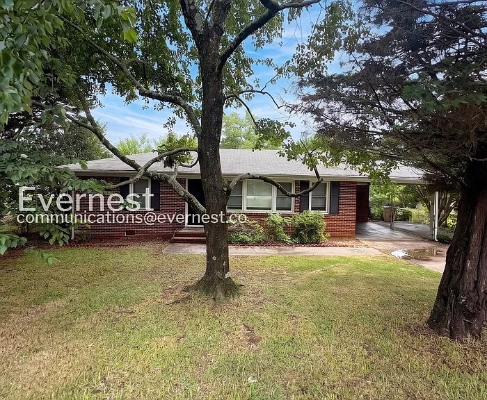 2690 Lake Harbin Rd — Photo 2