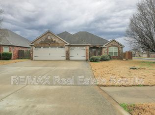 3607 Birchton Ave, Bentonville, AR 72713
