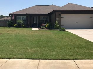 137 Chestnut Cv, Owens X Rds, AL 35763