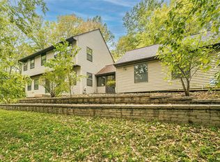 5 Jamestown Farm Dr, Florissant, MO