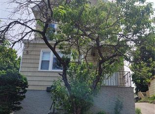 325 Locust St APT 2, Mount Vernon, NY 10550