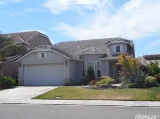 2706 Allegiance Ct, Riverbank, CA 95367