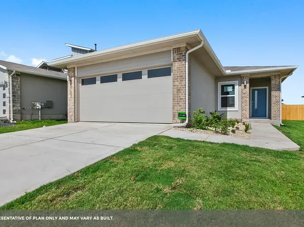 8519 Faded Denim Dr, Mustang Ridge, TX 78610
