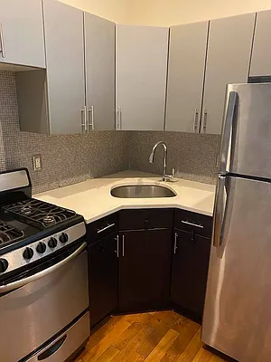 Rented by Lodger Corp | media 3