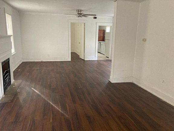 2nd image of 323 N Topeka St