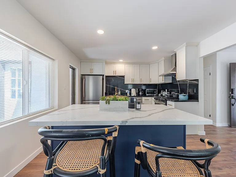 1650 La Loma Rd — Photo 11