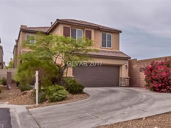 Exterior with extra long driveway
