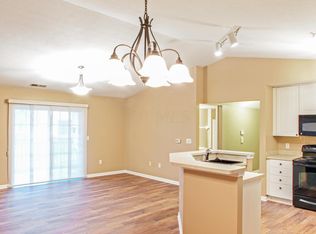 769 Hidden Springs Dr, Lewis Center, OH