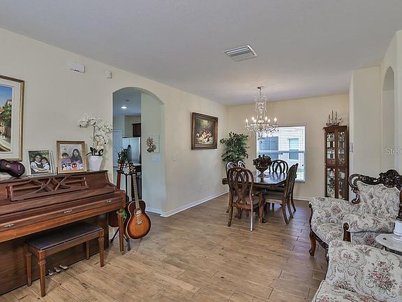 5th image of 1422 Tahoe Springs Ct