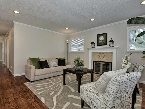 2nd image of 5879 Calpine Dr