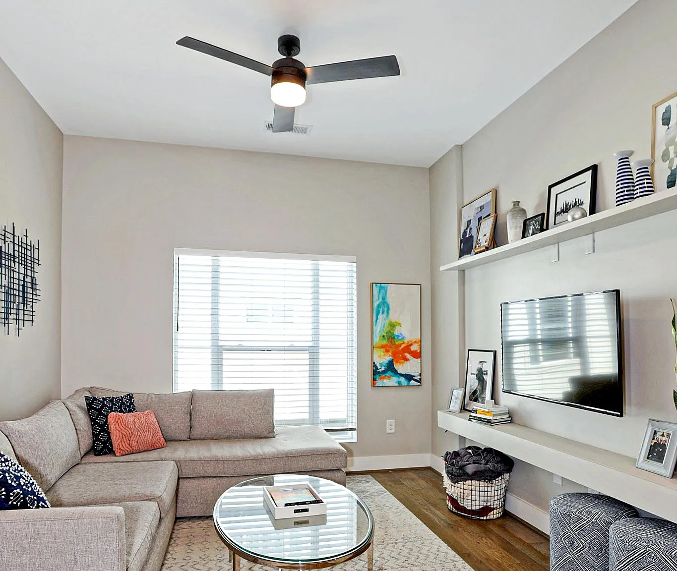 2 bed, 2.5 bath, 1190 sqft, $2,700 — Photo 4