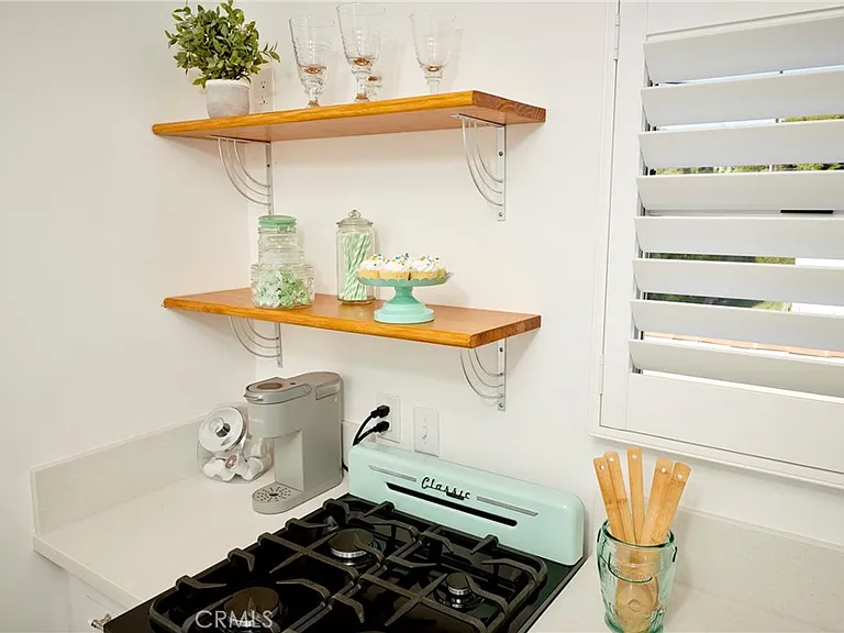 728 Euclid St #D — Photo 10