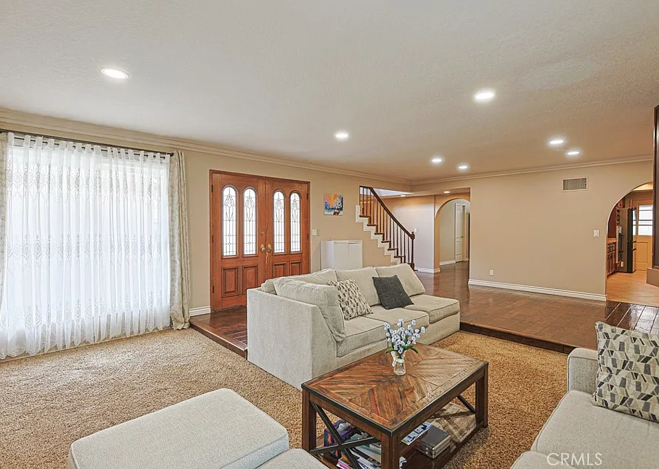 18579 Santa Andrea St