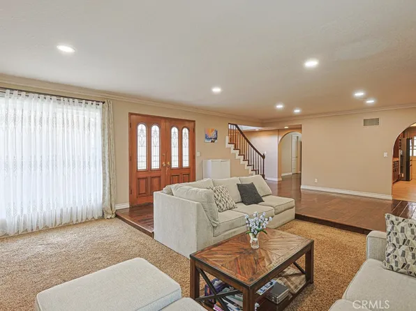18579 Santa Andrea St, Fountain Valley, CA 92708