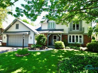 6523 Antoinette Ln, Maumee, OH 43537