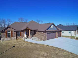 457 View Dr, Branson, MO 65616