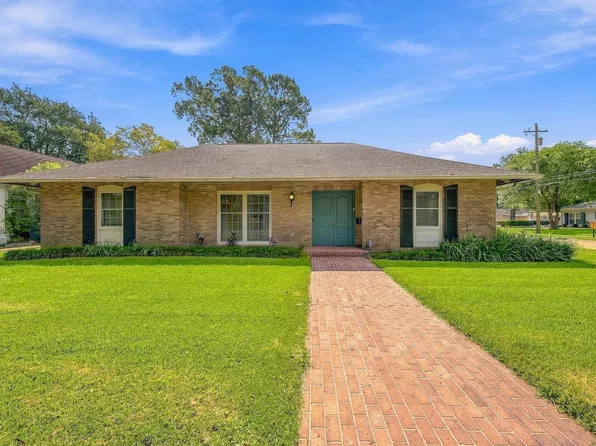 58185 Labauve Ave, Plaquemine, LA 70764