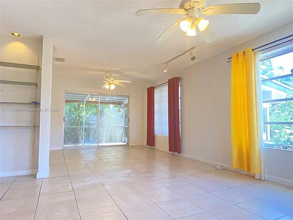 2nd image of 2525 Jackson St #0