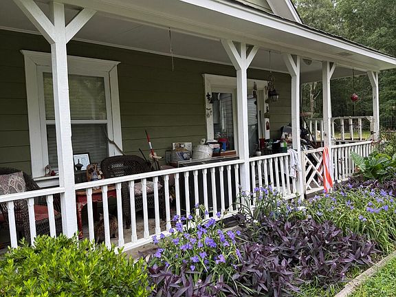 2nd image of 119 Dogwood Circle