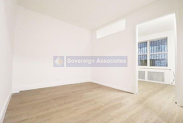 1st image of 44 Bennett Ave APT 1G