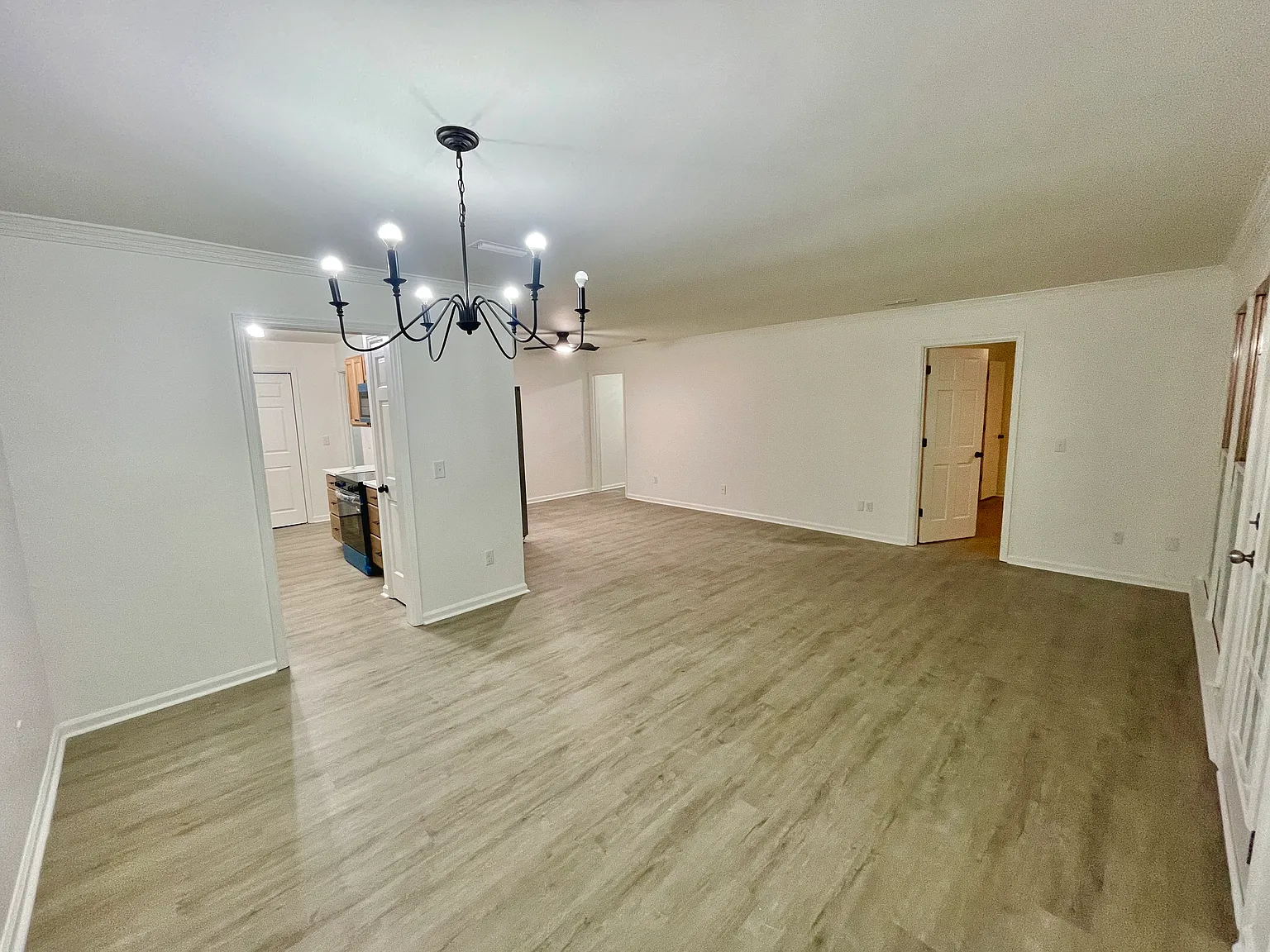 2 bed, 1456 sqft, $1,495 — Photo 4