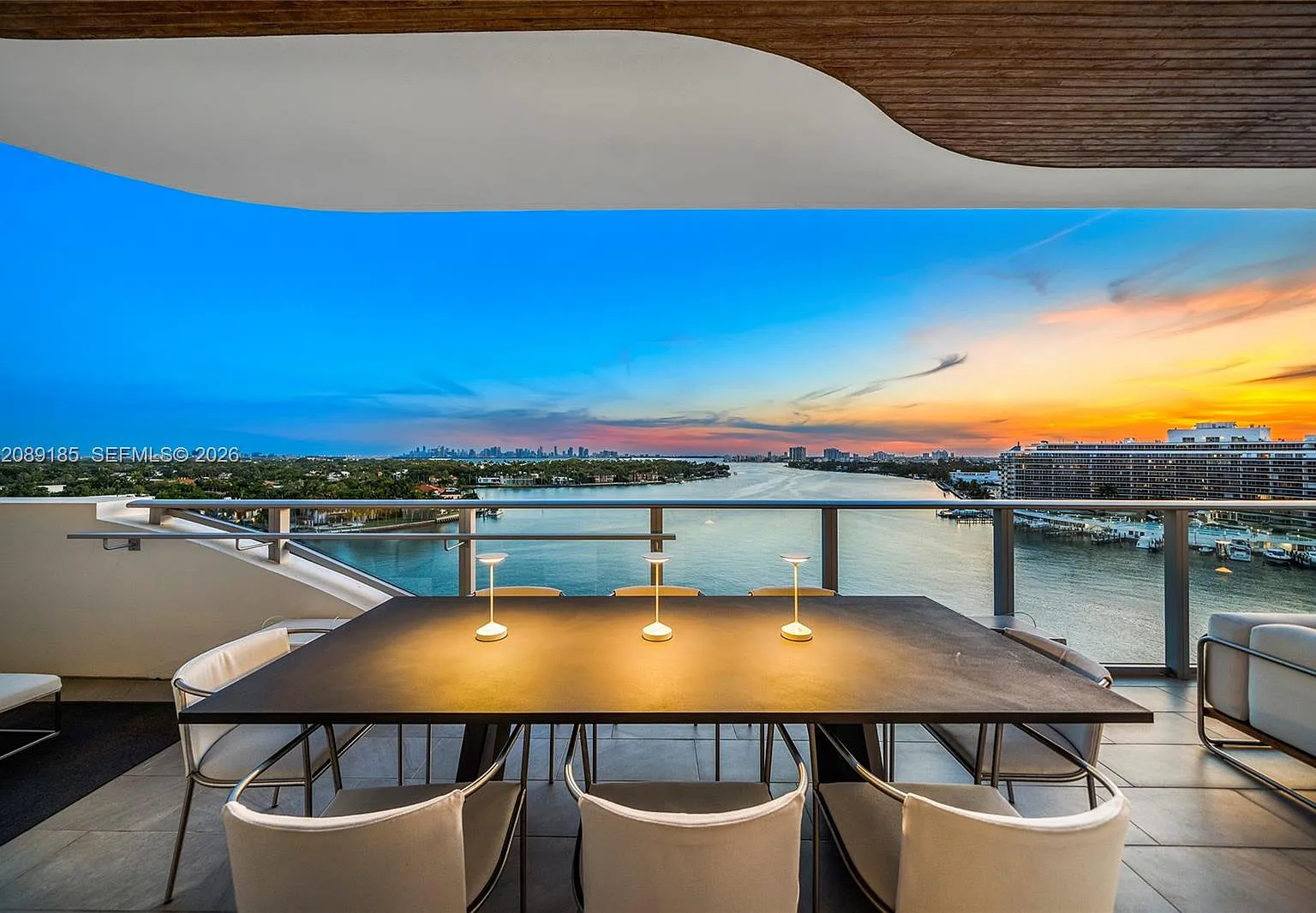 Monaco Yacht Club — Photo 1
